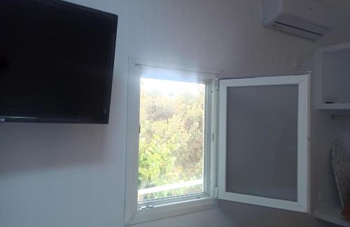 Tinos Town Apartment | kleris apartment 11