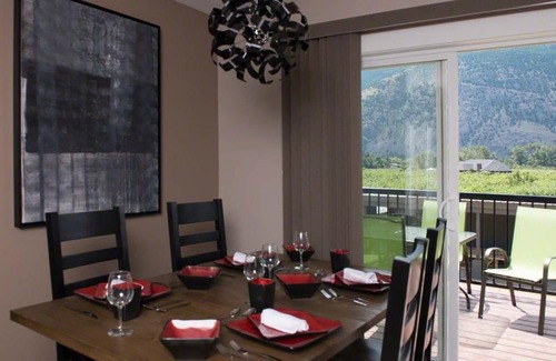 Okanagan-Similkameen House | Klippers Guest Suites