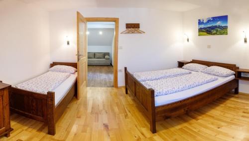 Cerkno Apartment | Kmetija Na Čendavš