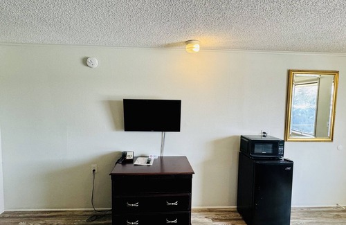 Bridgeport Hotel | Knights Inn Bridgeport Frankenmuth