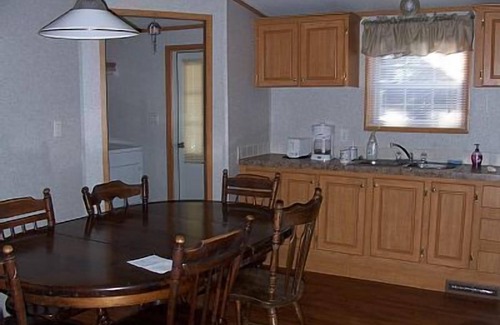 Snydertown House | Knoebles amusement park, susquehanna river, golf courses, flea markets