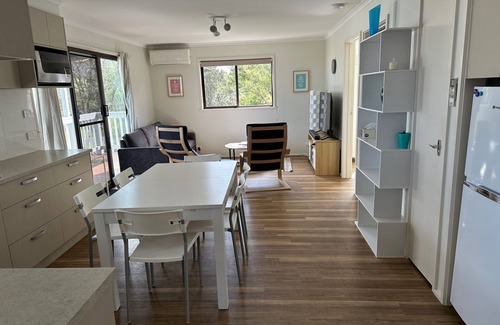 Smiths Beach House | Kokomo - Family and dog friendly with great views in Smiths Beach