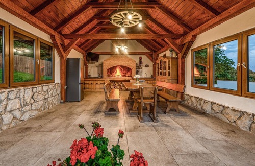 Gospic House | Kolibe Lika - Bellow the hill