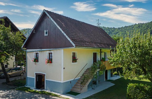 Crnomelj Apartment | Kolpa Zupančič Vineyard Apartments