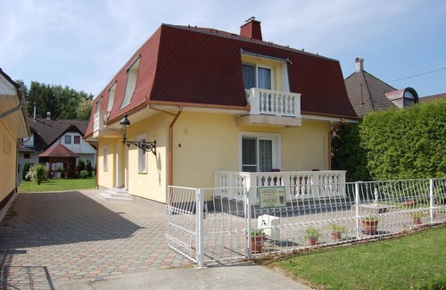 Zalakaros Hotel | Komfortos, családi méretű apartman, 5 percre a strandfürdőtől!