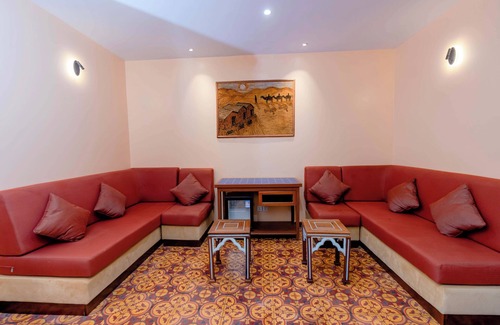 Traeuy Kaoh Hotel | Komsan Kampot Resort