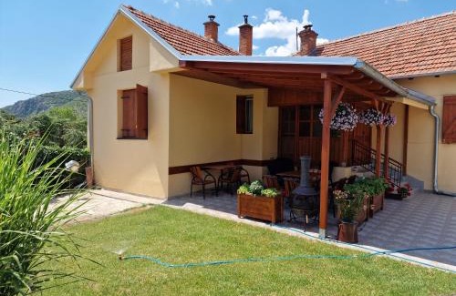 Sicevo House | Konak -Guest house -Ramonda Serbika