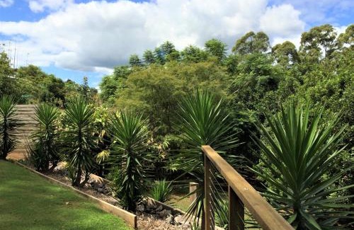 North Maleny House | Kookaburra 2-Bedroom at On Burgum Pond Cottages