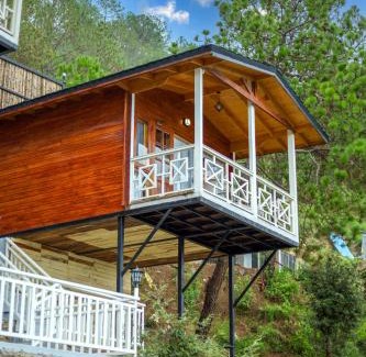 Solan House | Koro Treehouse Resort Luxury Wooden Cottages and Villas with Private Pool