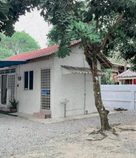 Kota Bharu Ski Chalet | Kota Bharu RS Desa Roomstay