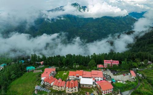 Baldeyan Hotel | Koti Resort Shimla, a member of Radisson Individuals Retreats