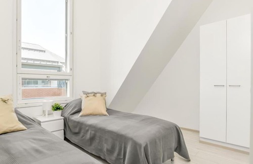 Espoo Centre Apartment | Kotimaailma - Kaunis saunallinen kattohuoneisto 10lle, Espoon keskustassa