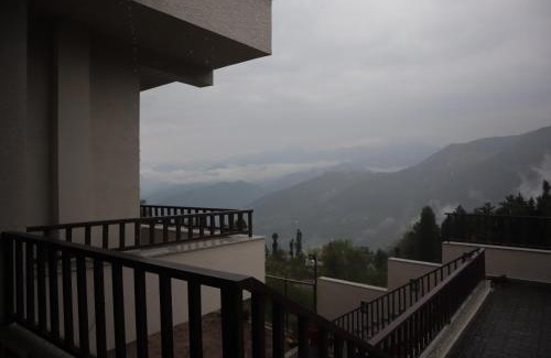 Udhampur District Bed & Breakfast | Koushalaya Heights Retreat