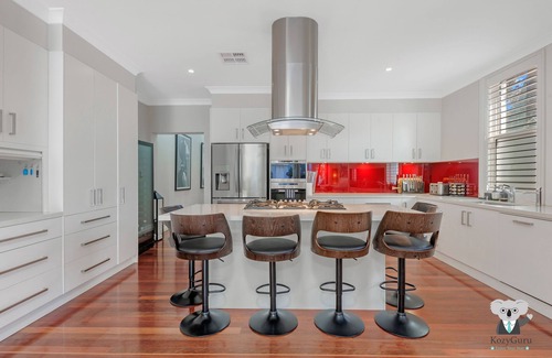 Redfern House | KozyGuru Redfern Luxury House