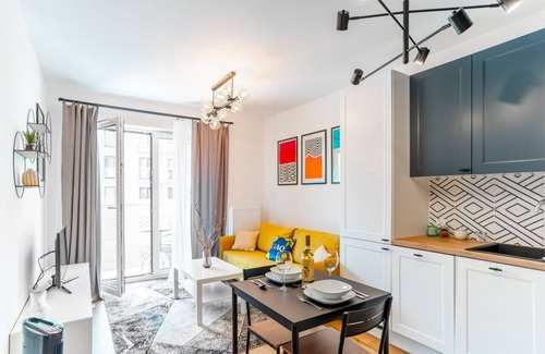 Podgorze Apartment | Kraków Bagry Apt - Parking, Balcony, Workspace - by Rentujemy