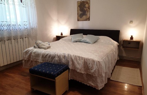 Vinez Apartment | Kuća Ruža