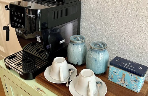West Berlin Centre Apartment | Ku’DAMM Savignyplatz Charming Old Home/5-9 ppl/Fam.Friendly/Wifi