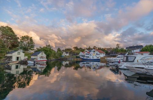 Bomlo Apartment | Kulleseidkanalen gjestehamn