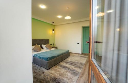 Gyumri Apartment | Kumayri Suite Balcony View