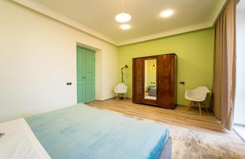 Gyumri Apartment | Kumayri Suite Balcony View