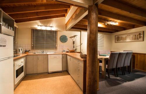 Dinner Plain Apartment | Kummonin