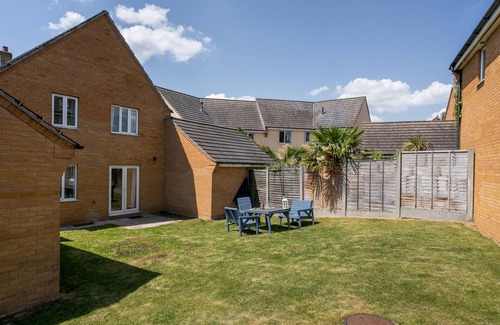 Peterborough Apartment | KVM - Highclere House