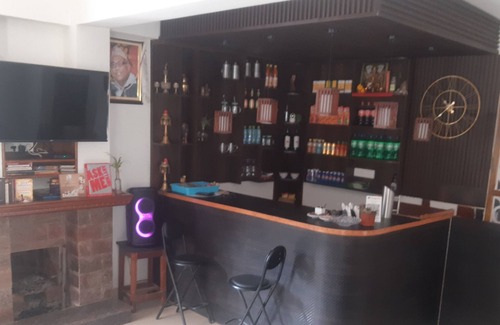 Geyzing Hotel | Kwacha Retreat