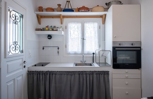 Kithnos House | KYON Beach Suite-A 2min by the sea Skilos, Kythnos