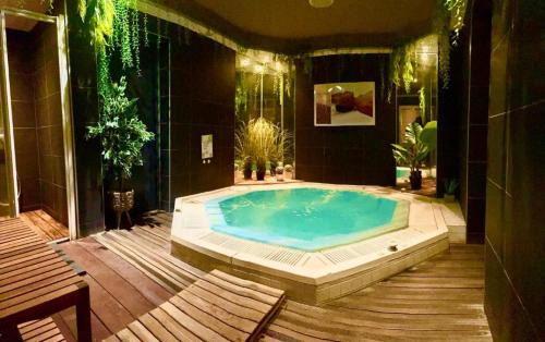 Cœur de Ville Hotel | Kyriad Restaurant Centre SPA Vichy