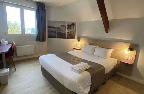 Saint-Fargeau-Ponthierry Hotel | Kyriad Saint Fargeau Ponthierry Apollonia