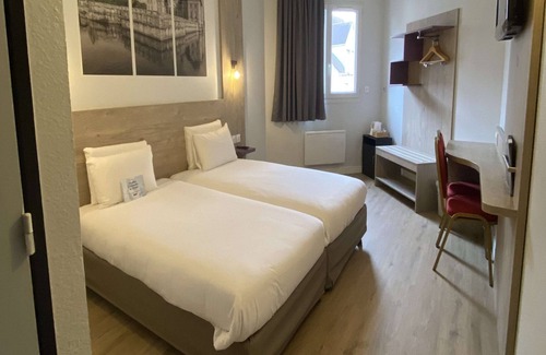 Saint-Fargeau-Ponthierry Hotel | Kyriad Saint Fargeau Ponthierry Apollonia