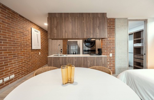 Laureles Apartment | Kyux Studios by MOME