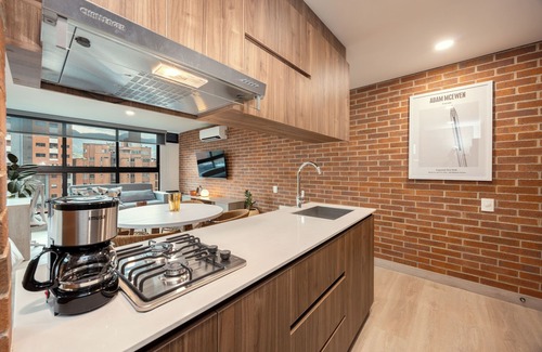 Laureles Apartment | Kyux Studios by MOME