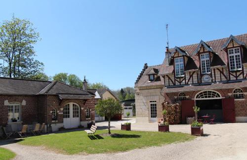Vieux-Moulin House | L'écurie de Vieux-Moulin