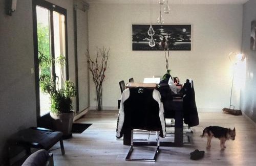 Noisy-sur-Ecole House | L'Agréable Maison de Noisy - Calm et Cosy