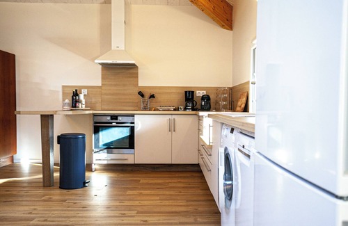 Aureilhan Apartment | L'Airial de Darricau for 6 in a magnificent forest park on the edge of the lake