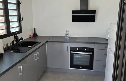 Saint-Pierre House | L'alizée, Parfait Pour une Escapade Citadine