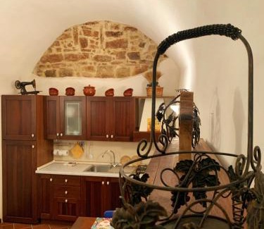 Campobasso Apartment | L'Allogio - Town House Suite