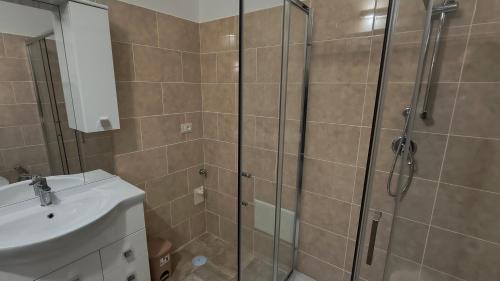 Fondi Apartment | L'Antico Borgo di Leonardo