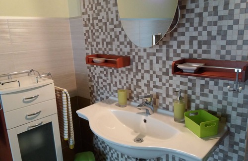 Chia Bed & Breakfast | L'Arcobaleno Di Chia