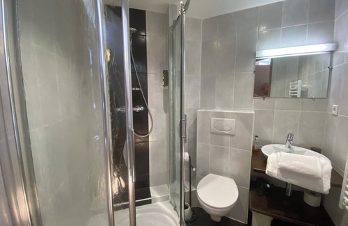 Muret-le-Chateau Hotel | l'Auberge du Château