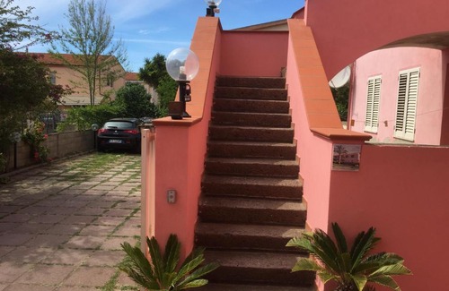 Carbonia Bed & Breakfast | L'Aurora Viola