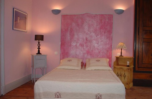 Montpeyroux Bed & Breakfast | L Echarpe d Iris