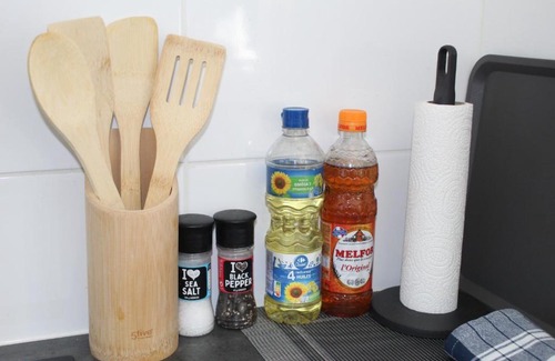 Faubourg-Raines Apartment | L'Escale, À proximité immédiate de la gare