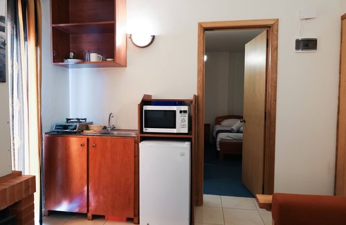 Kfardebian Apartment | L'Escale Du Mzaar