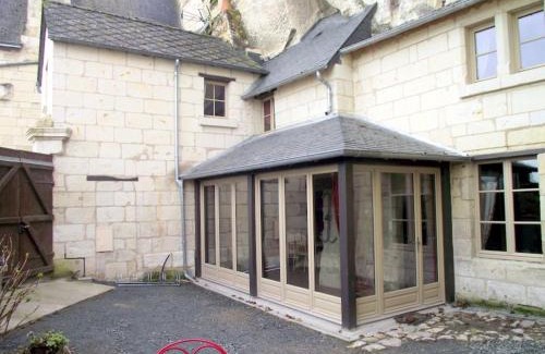 Dampierre-sur-Loire House | L’escale Troglo au bord de la Loire