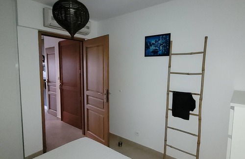 L'Ile-Rousse Apartment | L'ile Rousse - Appartement T2 - Proche Centre Ville et Plage