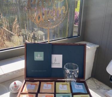 Mettet Other | L' Instant d' une nuit