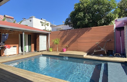 Saint-Denis House | L'Oasis de Saint-Jacques