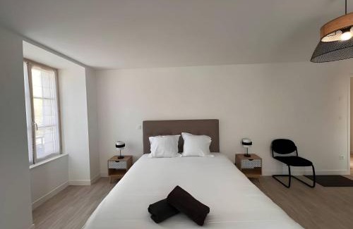 Ballon-Saint-Mars Apartment | L'orne Saosnoise - Campagne - 2pers - Rêve au Mans